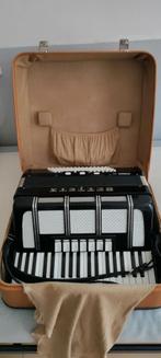 Accordeon, Muziek en Instrumenten, Accordeons, Ophalen, 80-bas, Toetsaccordeon, Zo goed als nieuw