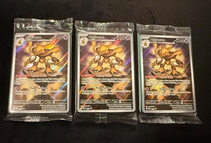 Alakazam 009 PROMO Mega Evolutions Pokemon 3 stuks!, Hobby en Vrije tijd, Verzamelkaartspellen | Pokémon, Nieuw, Losse kaart, Foil