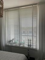 Witte aluminium brede  luxaflex. 25€, 200 cm of meer, Wit, Ophalen of Verzenden, Zo goed als nieuw