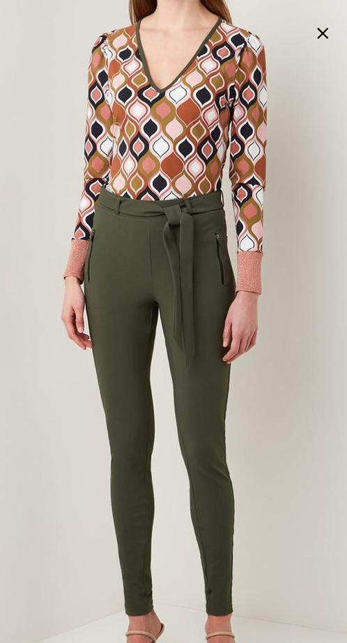 Studio Anneloes Margot Trousers green S, Kleding | Dames, Broeken en Pantalons, Zo goed als nieuw, Maat 36 (S), Groen, Lang, Ophalen of Verzenden