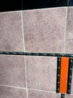 GEZOCHT!! Op zoek naar jaren 30 tegels roze/paars, Ophalen, Zo goed als nieuw, Minder dan 5 m², 20 tot 40 cm