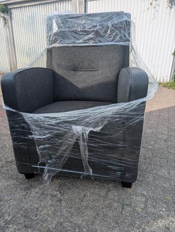 Tuinstoelen beschikbaar voor biedingen