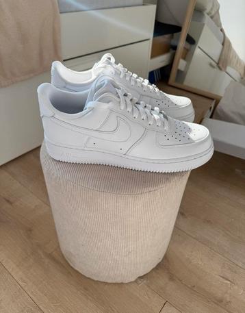 Nike air force wit - maat 44 beschikbaar voor biedingen