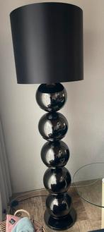 Staande bollamp zwart type Eric Kuster, Huis en Inrichting, Lampen | Vloerlampen, Ophalen, Gebruikt, Bollenlamp, 150 tot 200 cm
