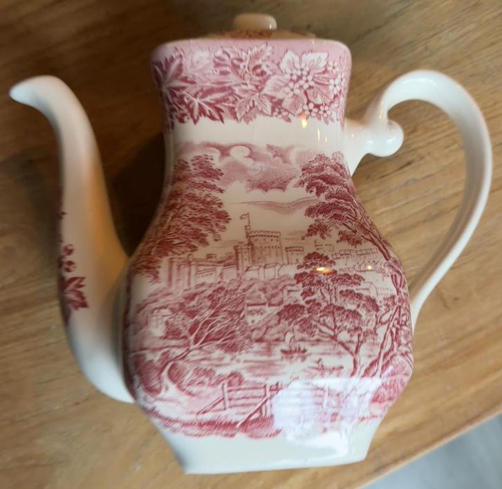 Castles English ironstone tableware rode koffiepot, Antiek en Kunst, Antiek | Servies los, Ophalen
