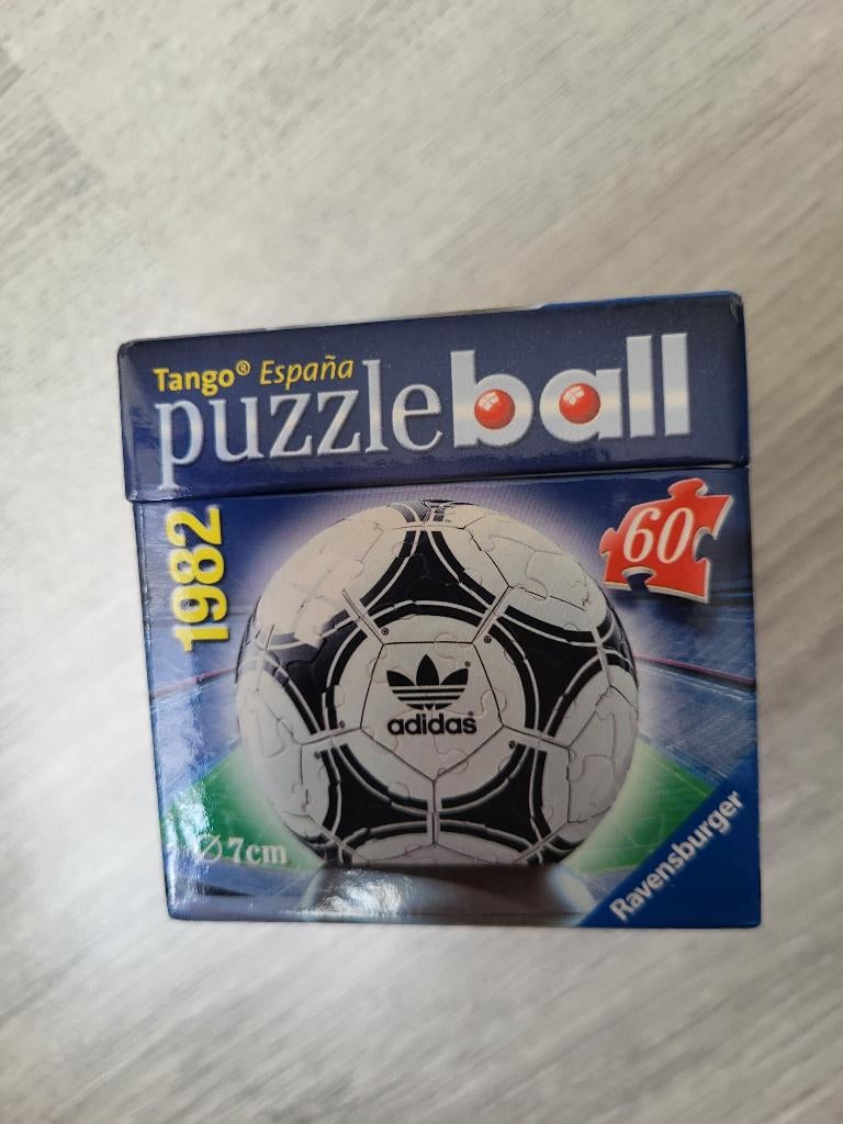 puzzel voetbal 1982, Ophalen of Verzenden, Minder dan 500 stukjes, Gebruikt, Overige typen