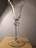 18e eeuws glas met knoop en gladde stam, Antiek en Kunst, Antiek | Glas en Kristal, Ophalen of Verzenden