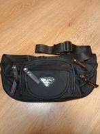 Prada tasje, Sieraden, Tassen en Uiterlijk, Tassen | Schoudertassen, Ophalen of Verzenden, Zwart