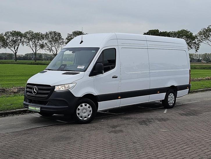 Mercedes-Benz Sprinter 317 170pk L3H2 Aut Nieuw-Model! Mbux1, Auto's, Bestelauto's, Bedrijf, Te koop, ABS, Achteruitrijcamera