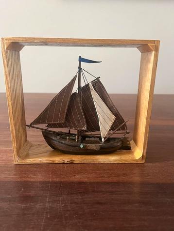 Vintage Lions Club Regatta 1994 Zeilboot Model beschikbaar voor biedingen