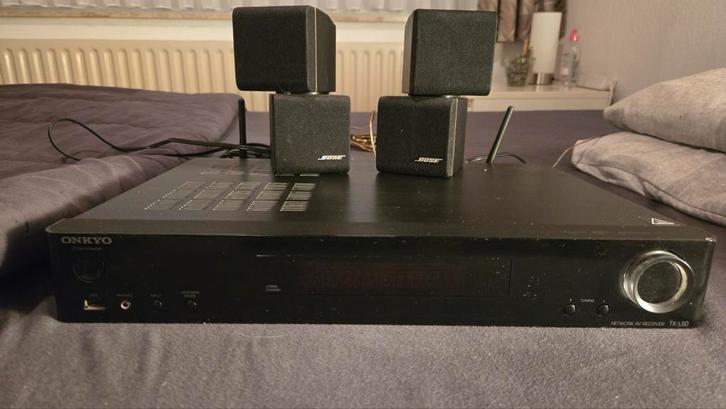 Onkyo TX-L50 Receiver met 4 Bose cube boxen, Audio, Tv en Foto, Home Cinema-sets, Zo goed als nieuw, Overige spelers, 5.1-systeem
