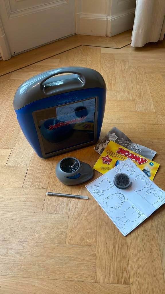 Xoomy tekenmachine, Kinderen en Baby's, Speelgoed | Educatief en Creatief, Gebruikt, Knutselen, Met licht, Ophalen of Verzenden