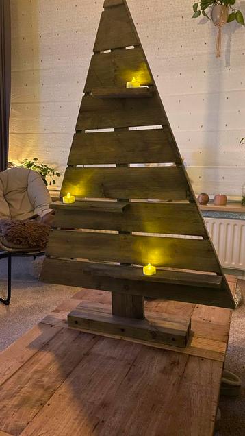 Leuke houten kerstboom - 60x110 cm beschikbaar voor biedingen