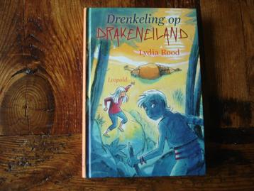 RR.(2169) drenkeling op drakeneiland. : door lydia rood. Jak beschikbaar voor biedingen