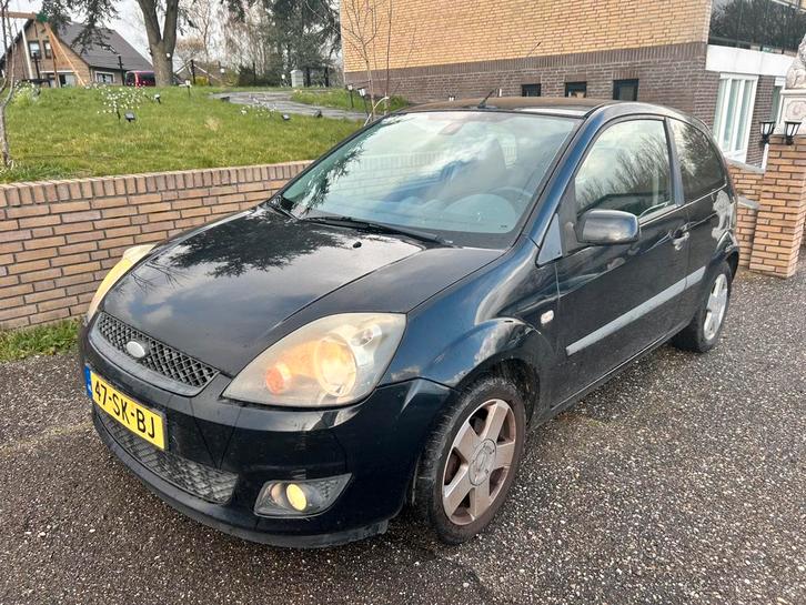 1.3 8V 3drs 2006! Airco APK 06-04-26 rijd top! Geen sloper!, Auto's, Ford, Bedrijf, Fiësta, Airbags, Airconditioning, Alarm, Boordcomputer
