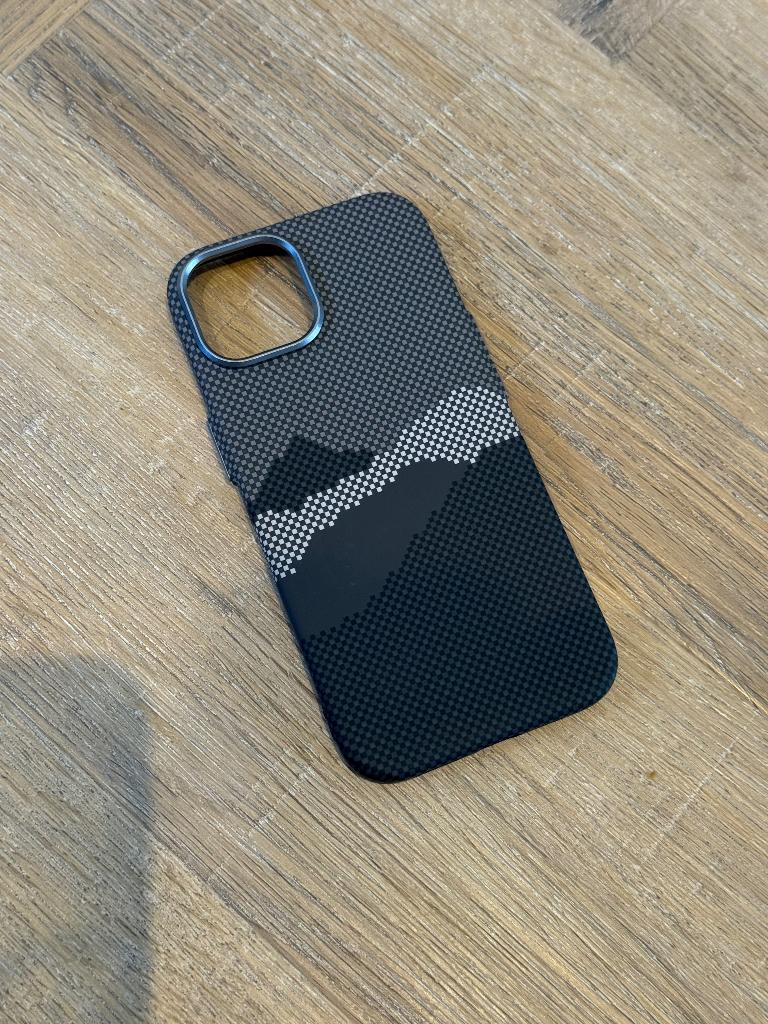 ZGAN zwart grijs iPhone 15 magsafe case hoes cover mountain, IPhone 15, Zwart, Overige typen, Nieuw