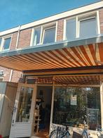 Electrisch zonnescherm, wit/geel 4 meter breed, Ophalen