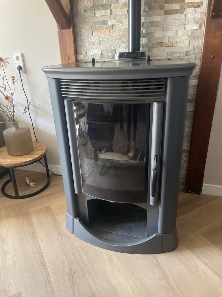 Thermorossi 6000 pelletkachel - defect IS GERESERVEERD, Huis en Inrichting, Ophalen, Gebruikt, Overige brandstoffen, Pelletkachel