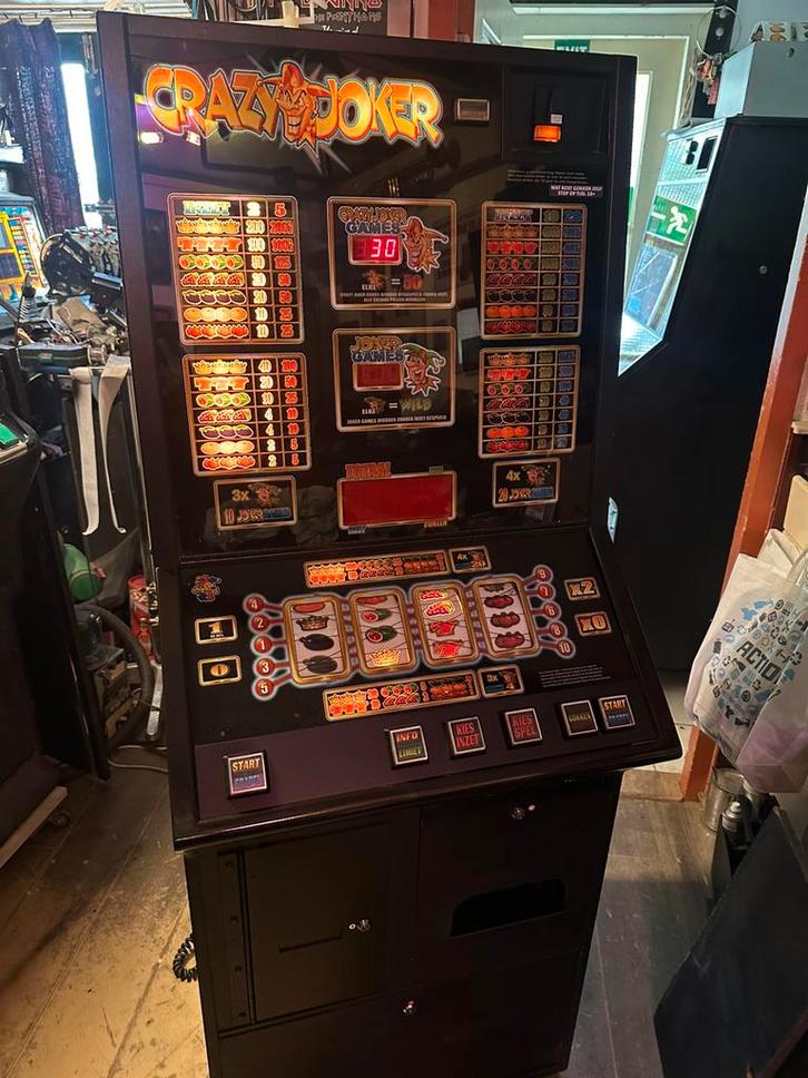 Crazy Joker Gokkast, Verzamelen, Automaten | Gokkasten en Fruitautomaten, Zo goed als nieuw, Euro, Met sleutels, Ophalen