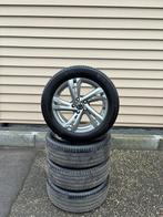 Volkswagen T-Roc R-Line velgen 17 inch 215/55/R17, Ophalen, -, -, Banden en Velgen