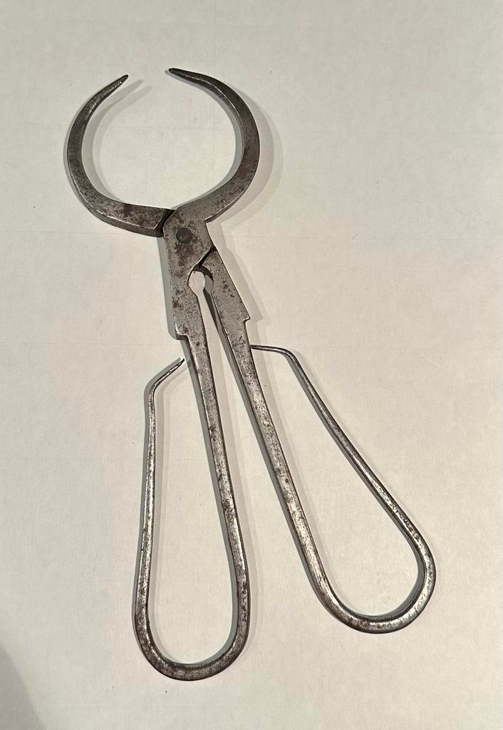 Antieke suikertang uit de vorige eeuw., Ophalen of Verzenden