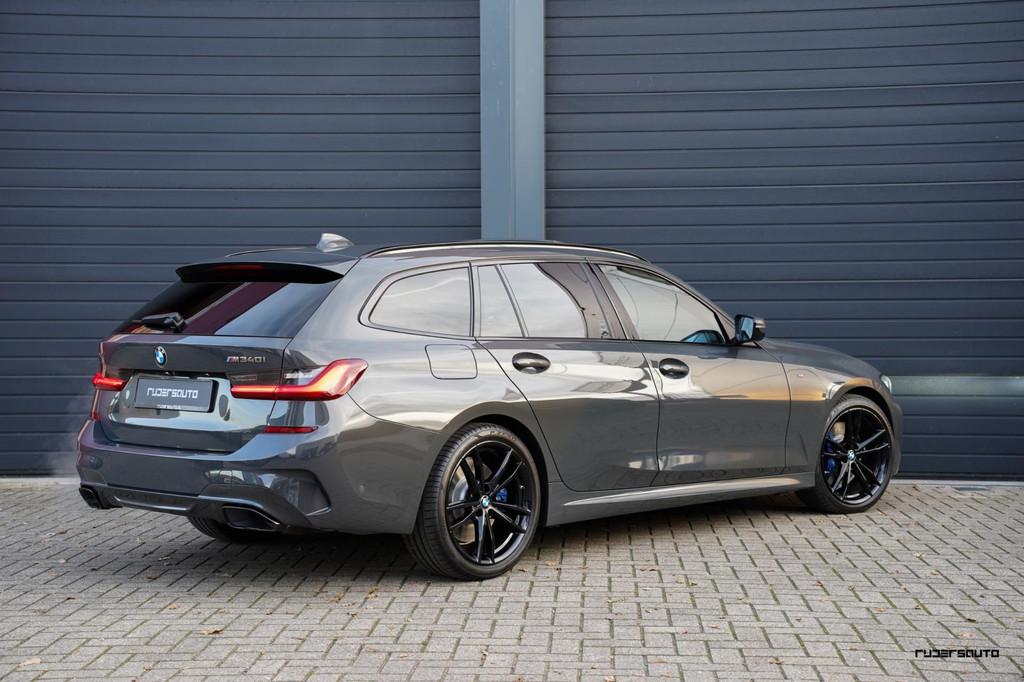 BMW 3-serie Touring M340i xDrive | Pano | Camera | Leder | M, Auto's, 1780 kg, Zwart, Vierwielaandrijving, 2998 cc