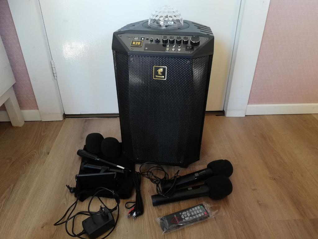 TONER PA-Karaoke machine met 2 draadloze microfoons, Ophalen of Verzenden, Zo goed als nieuw, Complete set