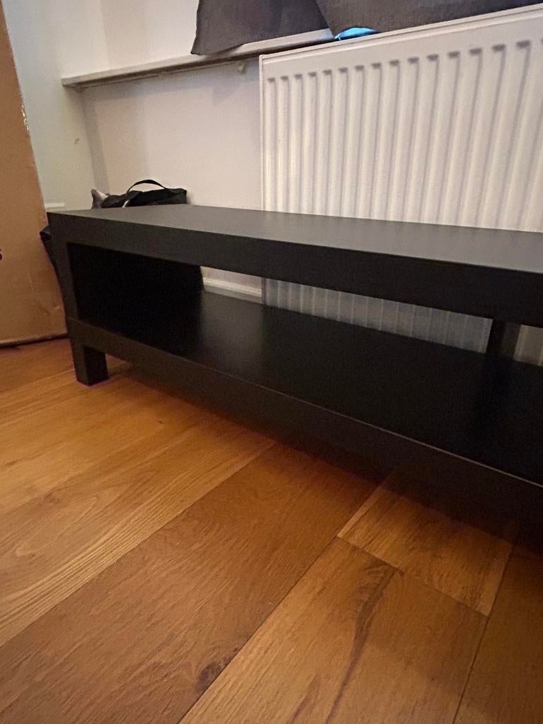 Zwarte TV-meubel (Ikea), Ophalen, Gebruikt, 25 tot 50 cm, Minder dan 100 cm