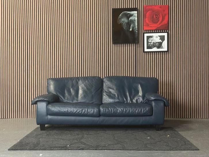 GRATIS LEVERING Leren 2Zits Bank Blauw 205x90 GEREINIGD, Huis en Inrichting, Banken | Bankstellen, Zo goed als nieuw, Rechte bank