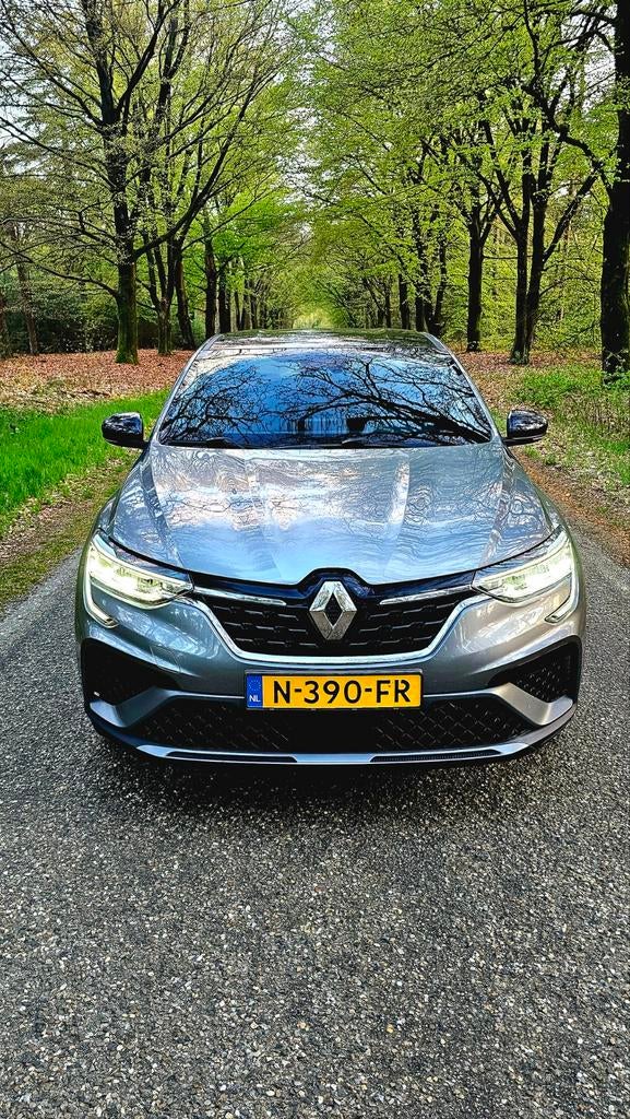 Renault Arkana 1.6 E-tech Hybrid RS line 145pk Aut 2021, Auto's, Arkana, Zwart, 4 cilinders, Origineel Nederlands
