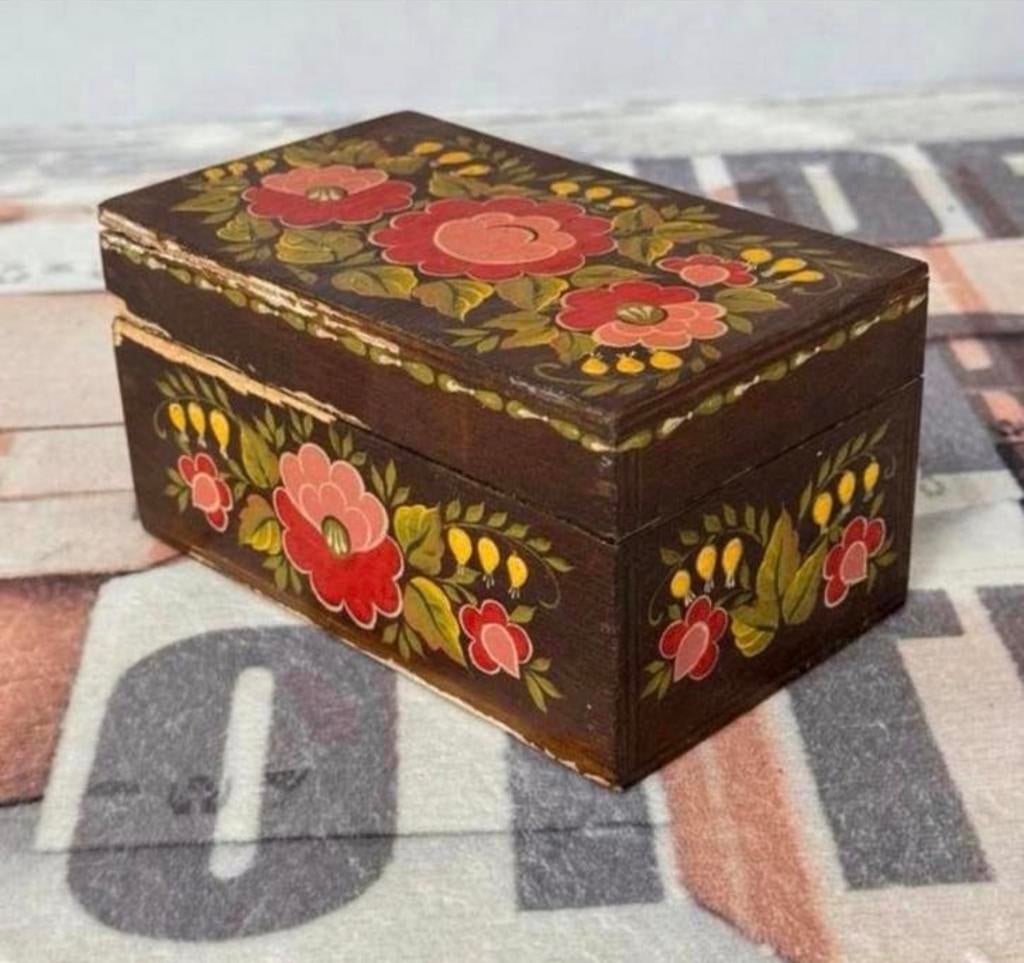Antiek vintage sieradendoos hout gelakte doos Kashmir India, Antiek en Kunst, Ophalen of Verzenden