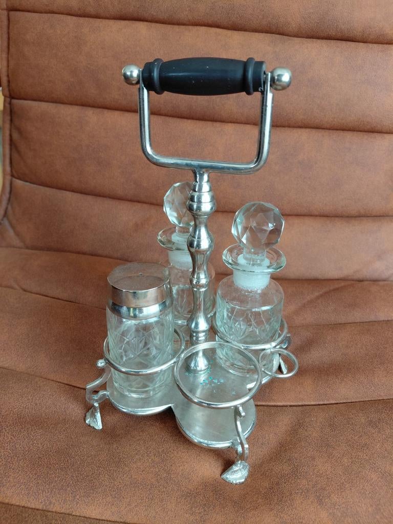 Fraai tafelsetje.
Met bakkelieten handvat. Met apart label., Antiek en Kunst, Ophalen of Verzenden