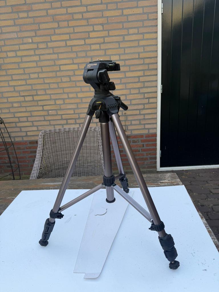Vanguard camera statief in goede staat, Zo goed als nieuw, Minder dan 150 cm, Met balhoofd, Ophalen of Verzenden