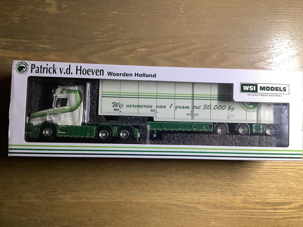 WSI Models Patrick v.d. Hoeven Scania Torpedo 6x2, Hobby en Vrije tijd, Modelauto's | 1:50, Ophalen of Verzenden, Nieuw, Bus of Vrachtwagen