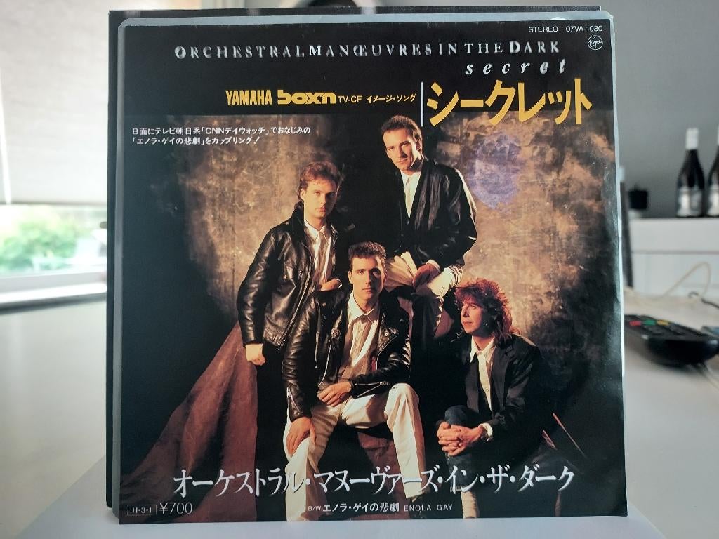 7" Single Orchestral Manoeuvres In The Dark - Secret / Enola, Cd's en Dvd's, Vinyl Singles, Gebruikt, Single, 1980 - 1989, Pop