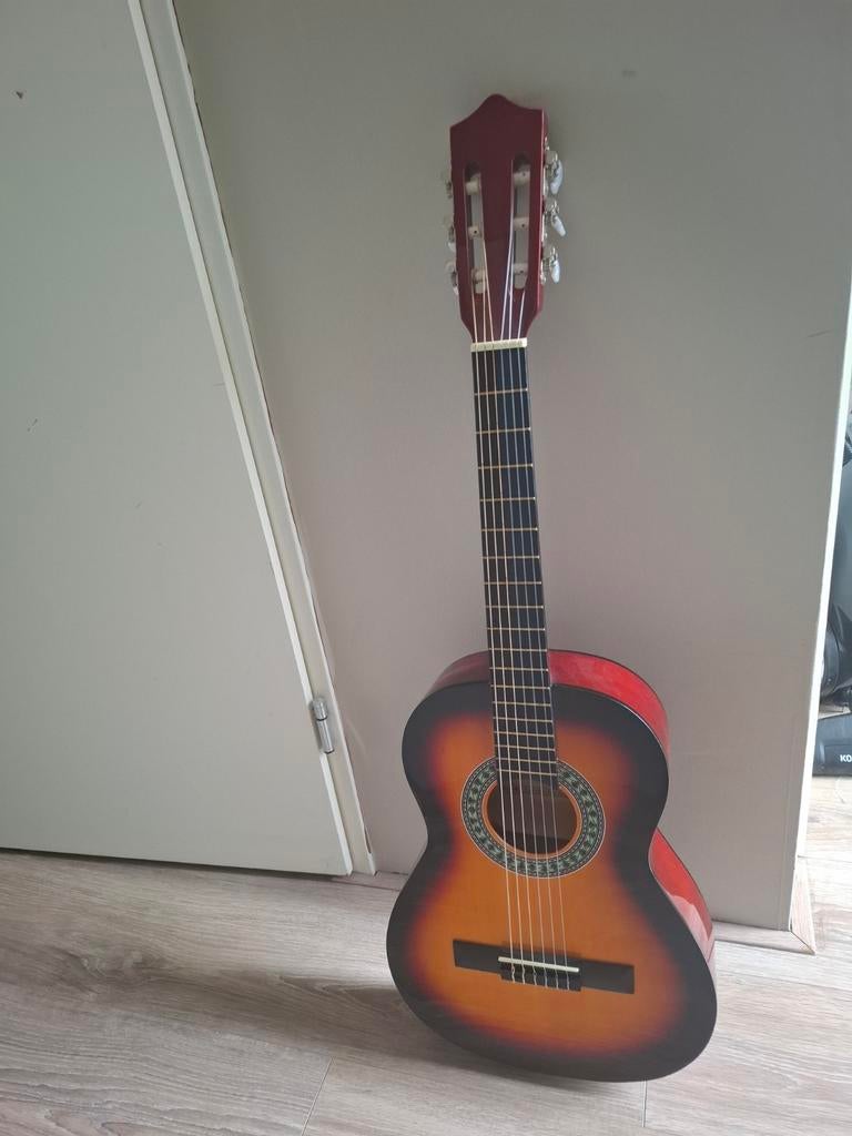 Gitaar van merk Gomez, Ophalen of Verzenden, Zo goed als nieuw, Klassieke of Spaanse gitaar