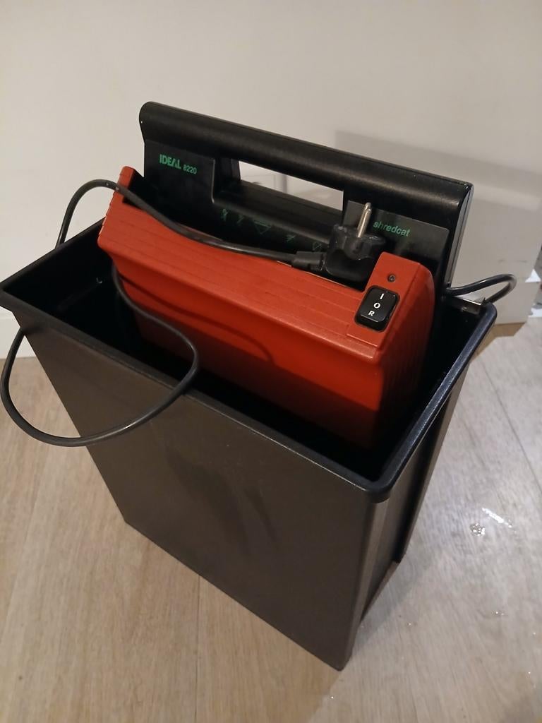 IDEAL 8220 papierversnipperaar Shredcat, Ophalen of Verzenden