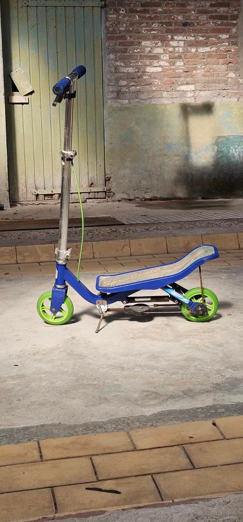 Junior Space Scooter - Blauw/Groen, Fietsen en Brommers, Ophalen of Verzenden, Gebruikt, Gewone step