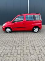 Toyota Yaris Verso 1.3 16V Vvti Linea SOL AUT 2000 Rood, Stof, 40 €/maand, 4 cilinders, 400 kg