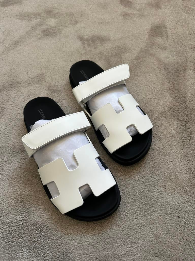 Hermes Chypre Sandalen wit, Ophalen of Verzenden, Nieuw, Sandalen of Muiltjes