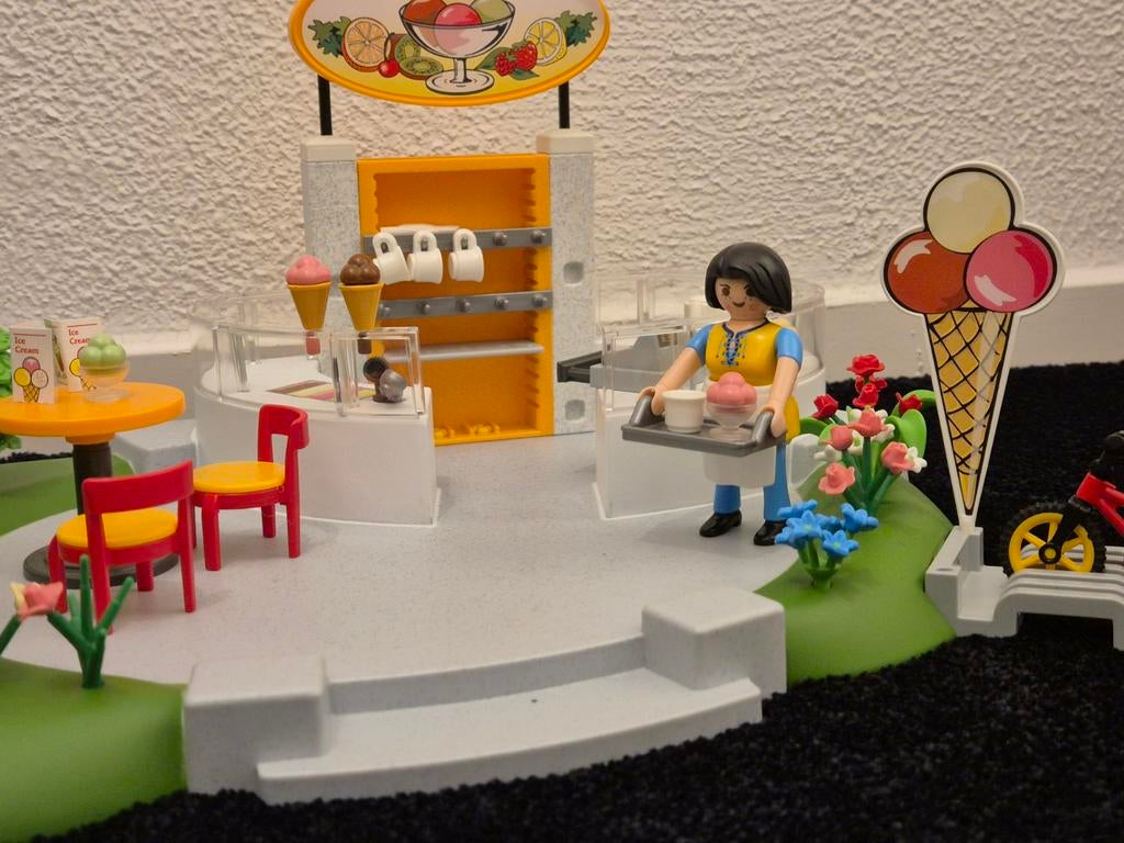 Playmobil Ijssalon, Ophalen of Verzenden, Zo goed als nieuw, Complete set
