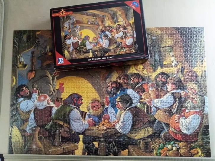 Hobbit An unexpected Party Puzzel ICE 1000st 1997 ZELDZAAM, Verzamelen, Lord of the Rings, Zo goed als nieuw, Overige typen, Ophalen of Verzenden