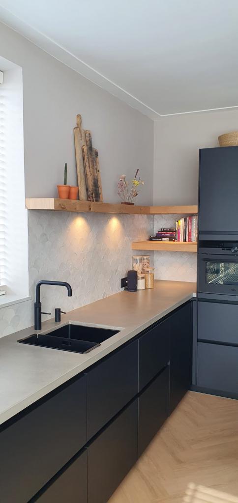 Keuken Renoveren - Keuken EIKENHOUT, Huis en Inrichting, Keuken | Keukenelementen, Nieuw, Wit, Crème, Beige, Bruin, Grijs, Zwart