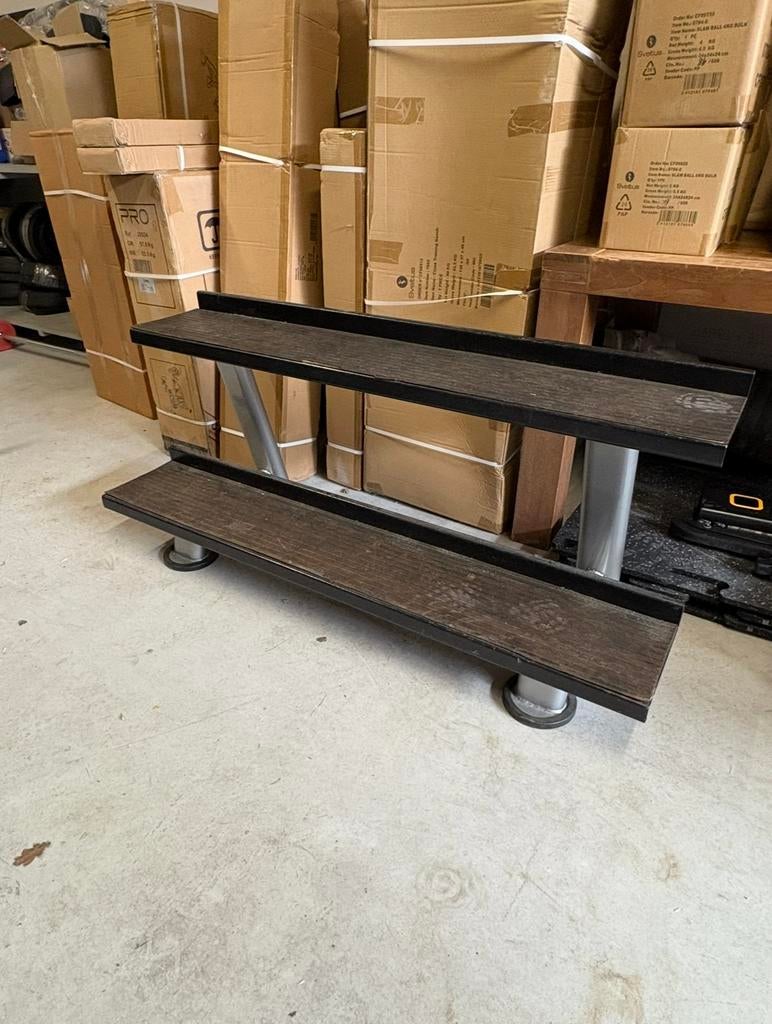 Matrix kettlebell Rack, Ophalen, Zo goed als nieuw, Steekwagen