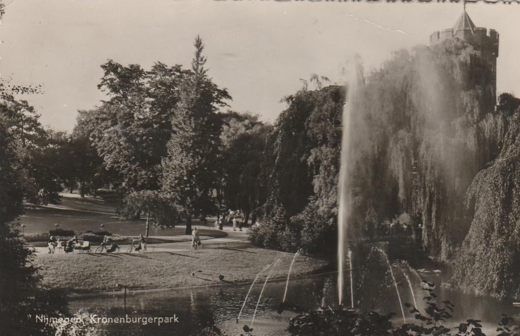 NIJMEGEN Kronenburgerark Fontein 1956, Verzenden, 1940 tot 1960, Gelopen, Gelderland