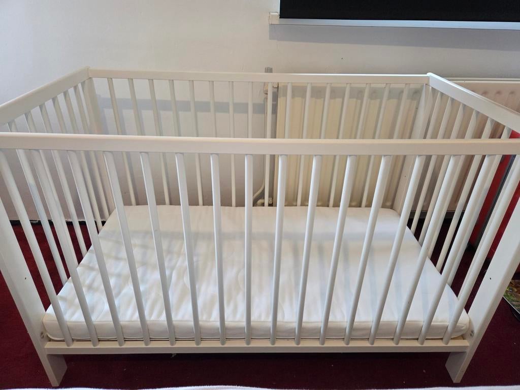 Babybed wit, Kinderen en Baby's, Boxen, Ophalen, Zo goed als nieuw