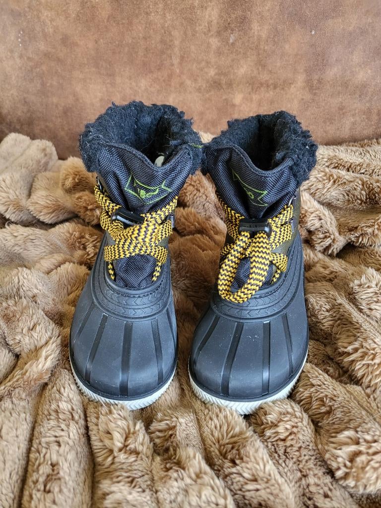 Friboo snowboots maat 22/23 - Zo goed als nieuw, Kinderen en Baby's, Ophalen of Verzenden