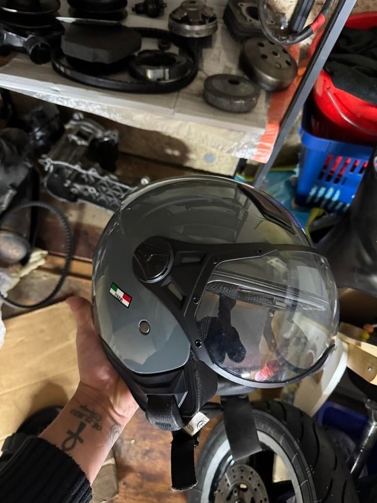 Vito Jethelm scooterhelm nieuwstaat, Fietsen en Brommers, Brommerhelmen, Ophalen, Zo goed als nieuw