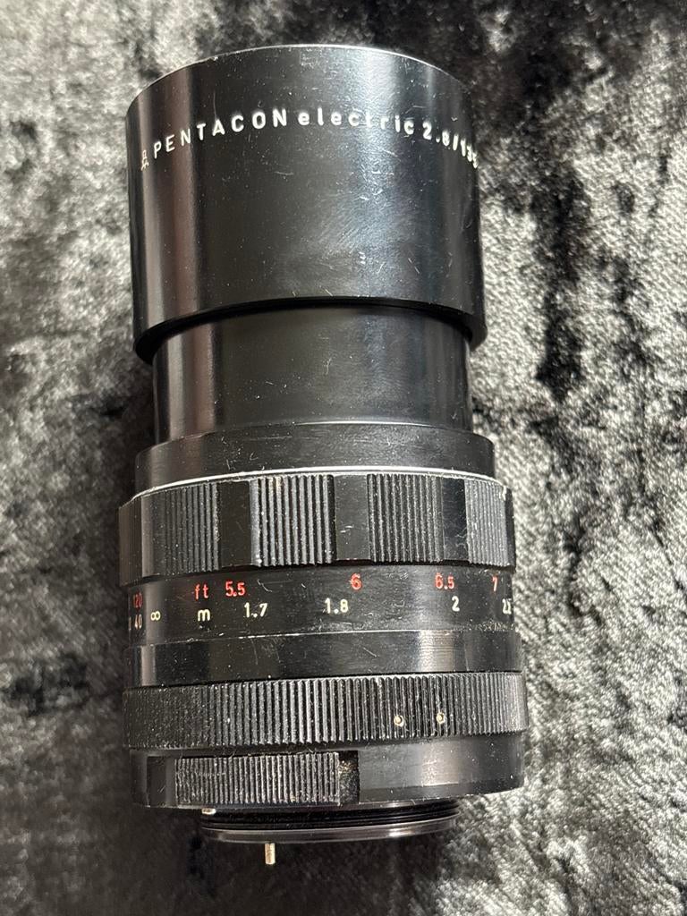 Pentacon electric 2.8/135 lens - Vintage Made in G.D.R., Audio, Tv en Foto, Fotografie | Lenzen en Objectieven, Ophalen of Verzenden