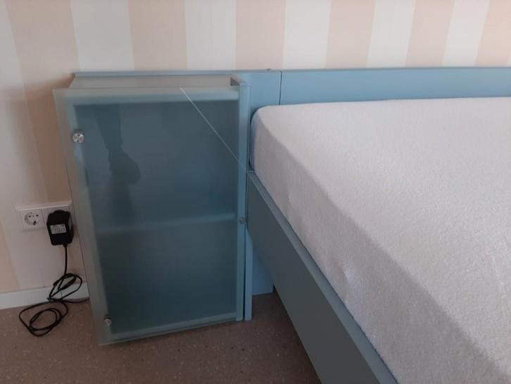 bedden, Huis en Inrichting, Slaapkamer | Bedden, Gebruikt, Tweepersoons, 180 cm, 210 cm, Overige materialen, Blauw, Ophalen